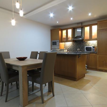 Seaview Apartment In Saint Thomas Bay Марсаскала Экстерьер фото